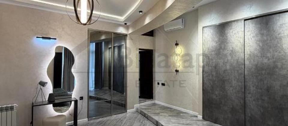 Yasamal parkinin yani, Elmler Akademiyasi m/s yaxin 3 otaqli menzil satilir/465 kv.m. - 5