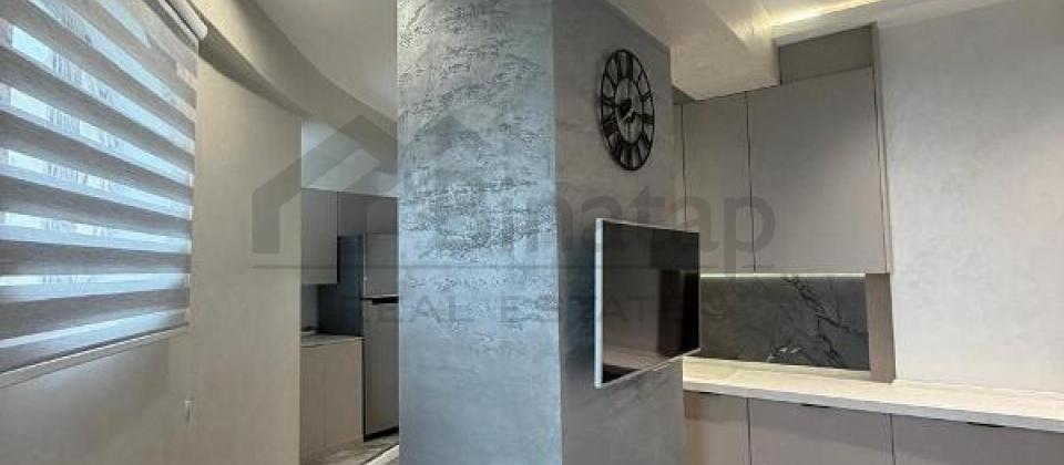 Yasamal parkinin yani, Elmler Akademiyasi m/s yaxin 3 otaqli menzil satilir/465 kv.m. - 9