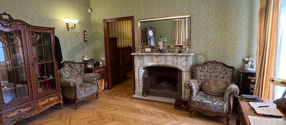 Satılır DƏNİZ PANORAMALI  7 otaqlı köhnə tikili 156 m², Bayıl q. - 10