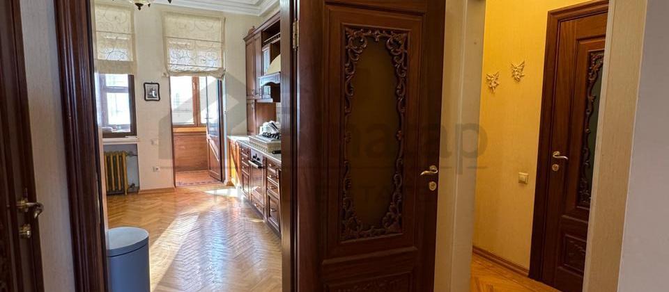 Satılır DƏNİZ PANORAMALI  7 otaqlı köhnə tikili 156 m², Bayıl q. - 12