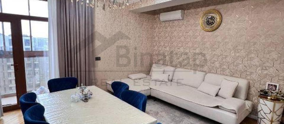 Musabeyov parkinin yani, Elmler Akademiyasi m/s yaxin 2 otaqli menzil satilir/93 kv.m. - 2