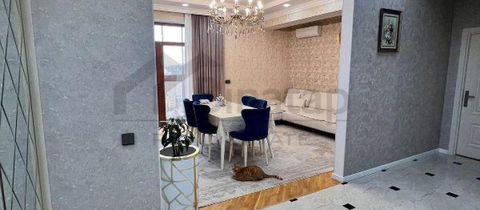 Musabeyov parkinin yani, Elmler Akademiyasi m/s yaxin 2 otaqli menzil satilir/93 kv.m. - 11