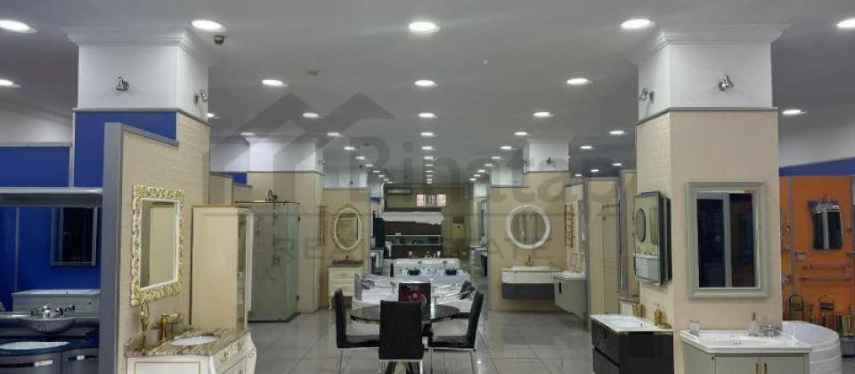 Hesen Eliyev kuçesi (İnqlab), Kontinental markete yaxin obyekt icareye verilir/650 kv.m. - 2