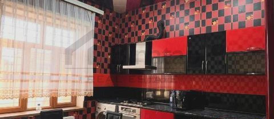 Badamdar qesebesi, 3cu massiv, Dash bazarinin yaninda villa satilir/330 kv.m. - 8