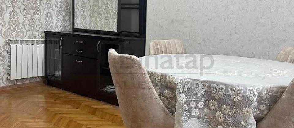 İzmir parkinin yani, Nizami m/s yaxin 2 otaqli menzil satilir/53 kv.m. - 2