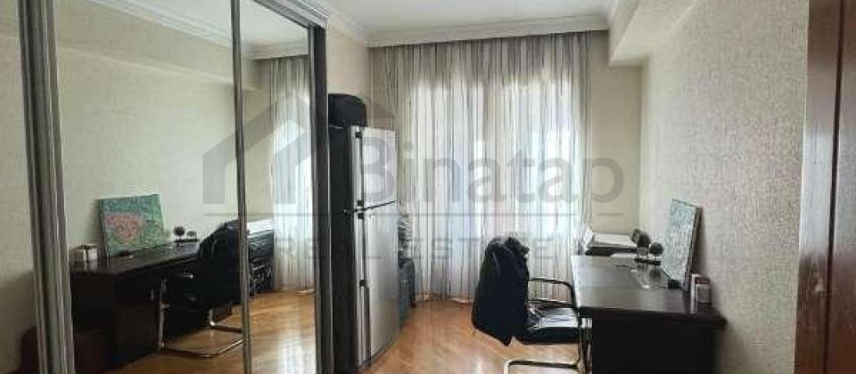 Hesen Eliyev kuchesi, Tibb Universiteti ve 8 Noyabr m/s yaxin 4 otaqli menzil satilir/185 kv.m. - 4