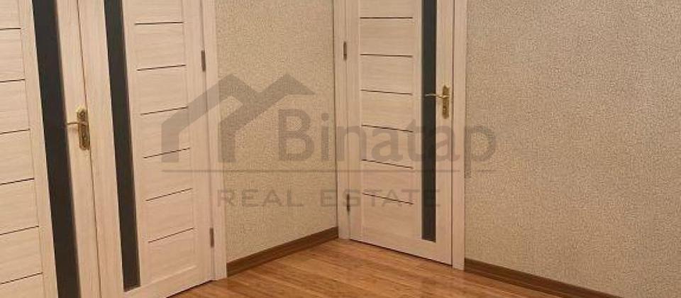 Merkezi parkin yani, Nizami m/s yaxin 4 otaqli menzil kiraye verilir/168 kv.m. - 10