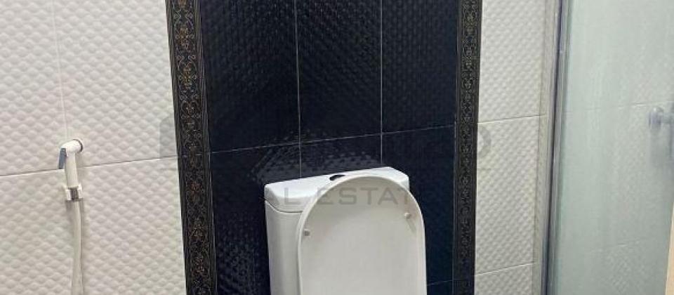 Merkezi parkin yani, Nizami m/s yaxin 4 otaqli menzil kiraye verilir/168 kv.m. - 15