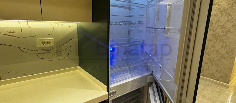 E.Akademiyasi metrosu - 12