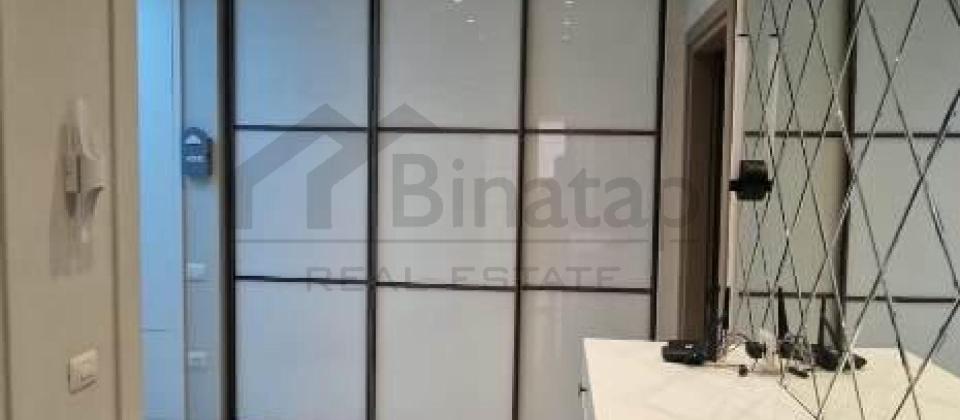 Tefekkur Universitetinin yani, 28 May m/s yaxin 3 otaqli menzil satilir/107 kv.m. - 14