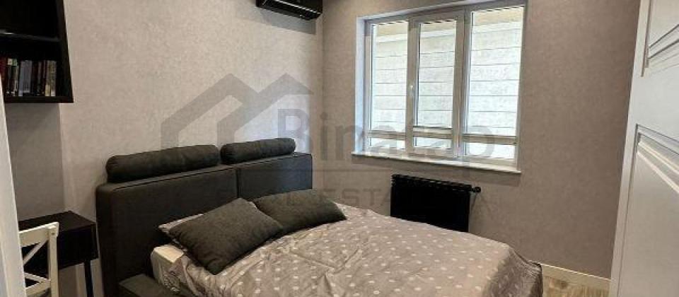 Yashil Ada ushaq bagchasinin yani, 8 Noyabr m/s yaxin 3 otaqli menzil satilir/125 kv.m. - 5