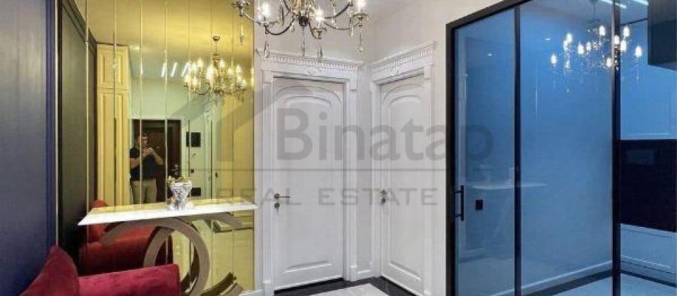 Ayna Sultanova ve Atarurk parklarina yaxin 2 otaqli menzil satilir/70 kv.m. - 2