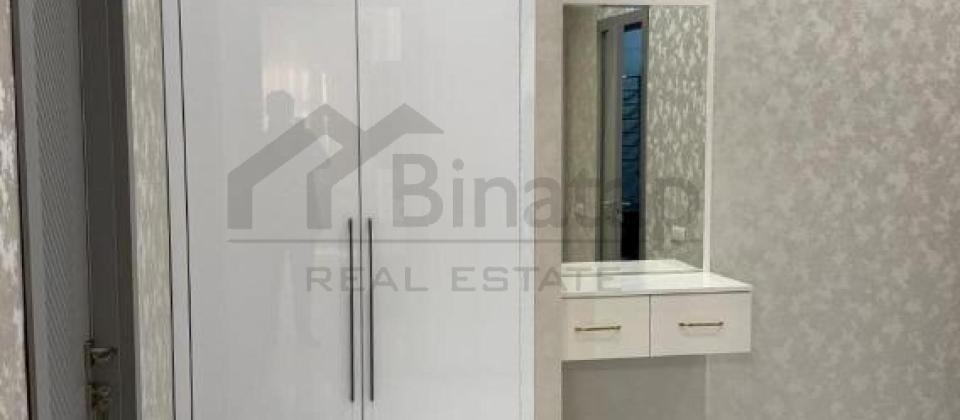 Azadliq prospekti, 28 May m/s yaninda 2 otaqli menzil satilir/91 kv.m. - 13