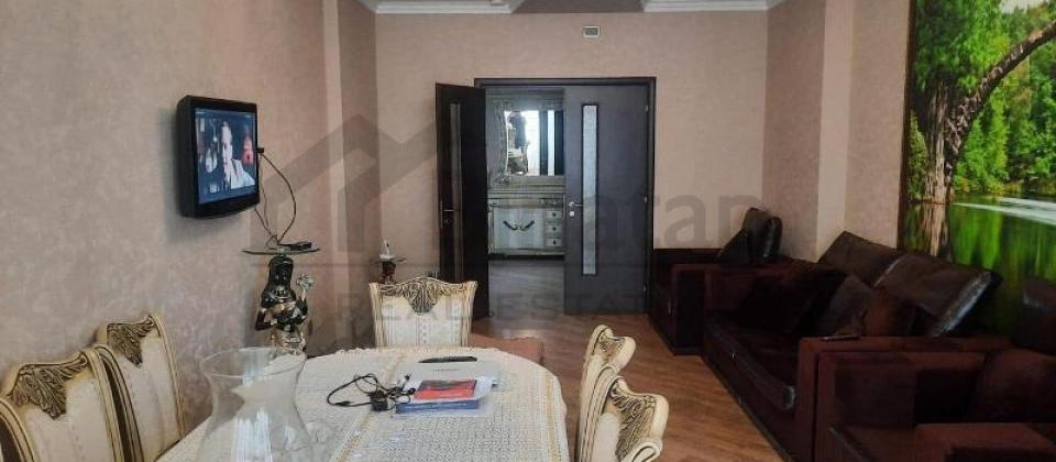 28 May m/s ikinci chixishina yaxin 3 otaqli menzil kiraye verilir/150 kv.m. - 4