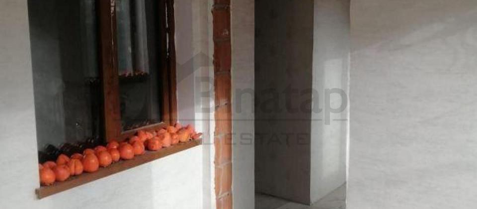 Badamdar qesebesi, DTX Hospitalinin yaninda 4 otaqli heyet evi satilir/100 kv.m. - 10