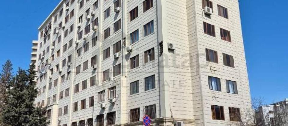 Statistika Komitesinin yani, Nizami m/s yaxin 2 otaqli menzil satilir/55 kv.m.