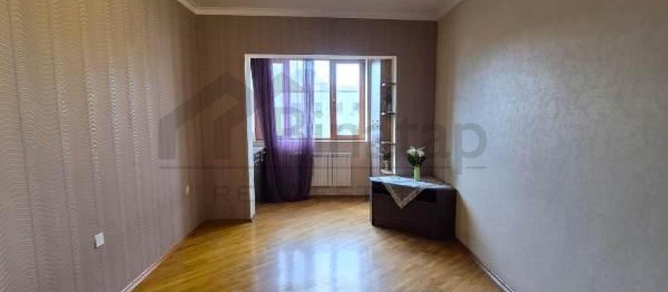 Statistika Komitesinin yani, Nizami m/s yaxin 2 otaqli menzil satilir/55 kv.m. - 2