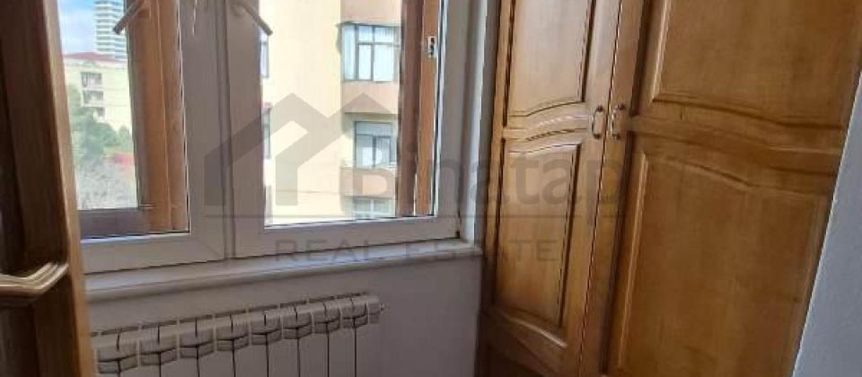 Statistika Komitesinin yani, Nizami m/s yaxin 2 otaqli menzil satilir/55 kv.m. - 8