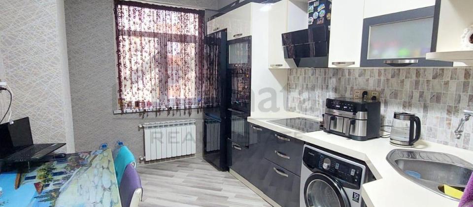 Masazır Qurtuluş 93də super təmirli mənzil satılır - 8