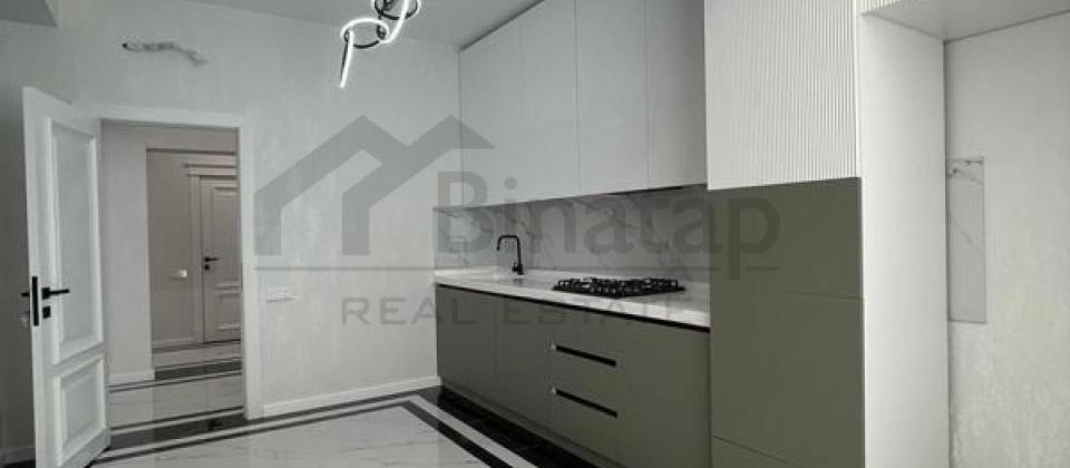 Modern Mektebinin yani, Nerimanov m/s yaxin 3 otaqli menzil satilir/101 kv.m. - 12