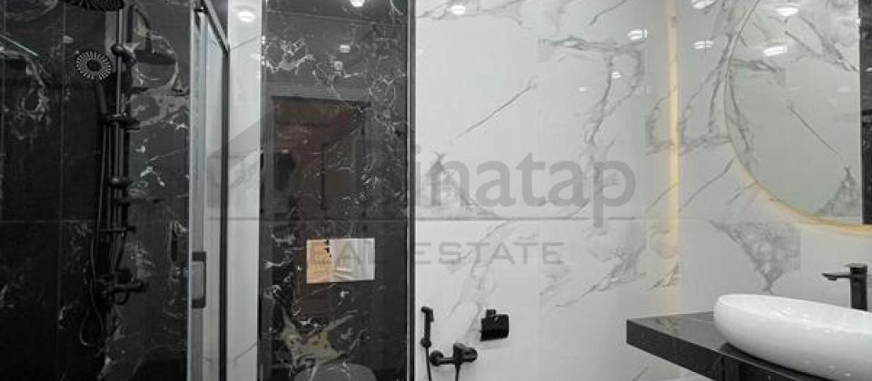 Modern Mektebinin yani, Nerimanov m/s yaxin 3 otaqli menzil satilir/101 kv.m. - 15