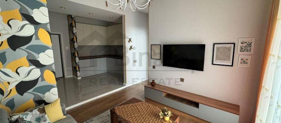 Tefekkur Universitetinin yani, 28 May m/s yaxin 2 otaqli menzil satilir/54 kv.m. - 6