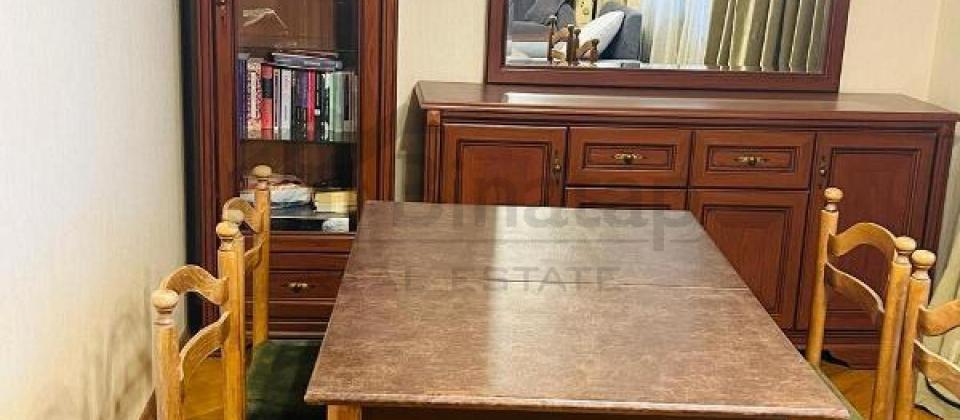 Teze Bey hamaminin yani, İcherisheher m/s yaxin 3 otaqli menzil kiraye verilir/80 kv.m. - 2