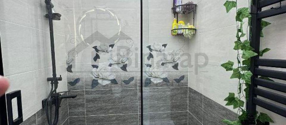 Sherifzade kuchesi, İnshaatchilar ve 20 Yanvar m/s yaxin 2 otaqli menzil satilir/45 kv.m. - 14