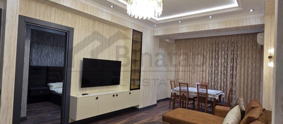 E.Akademiyasi metrosu