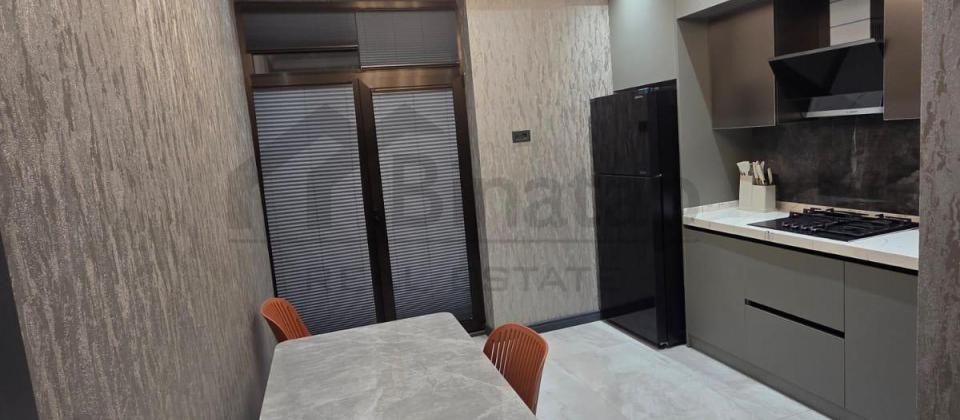 E.Akademiyasi metrosu - 9