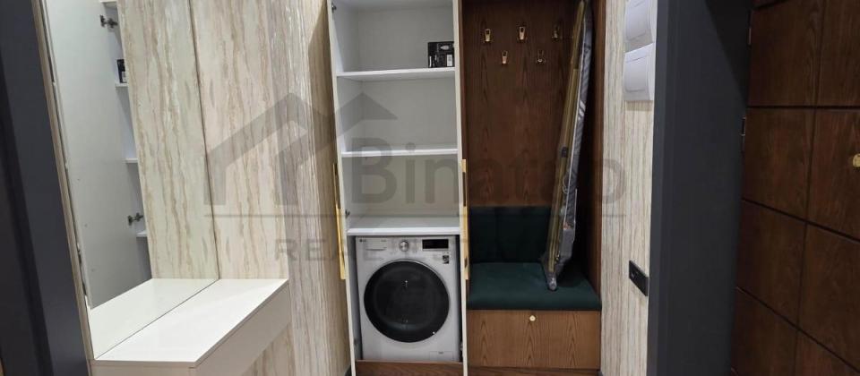 E.Akademiyasi metrosu - 13