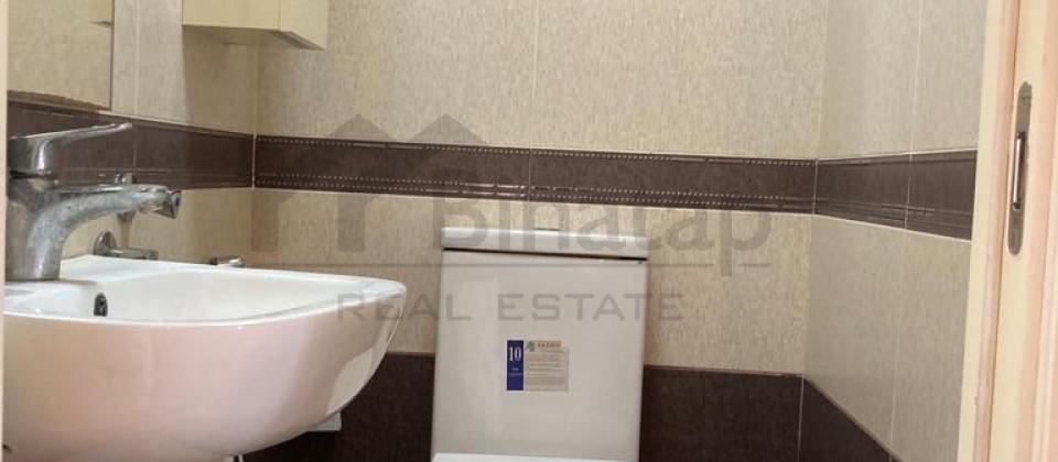 Satılır 3 otaqlı köhnə tikili 70 m², Koroğlu m. - 14