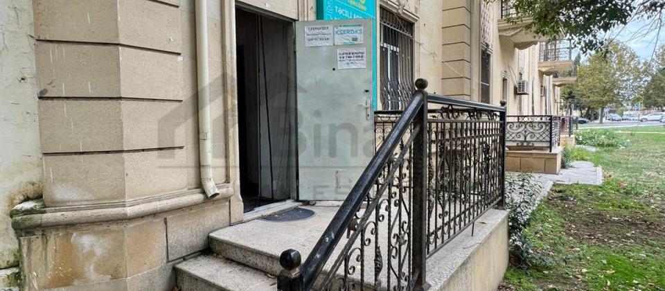 Satılır obyekt 50 m², Bakıxanov q. - 4