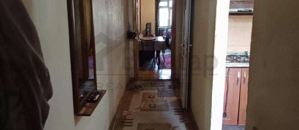 / Satılır 1 otaqlı köhnə tikili 34 m², Bakıxanov q. - 6