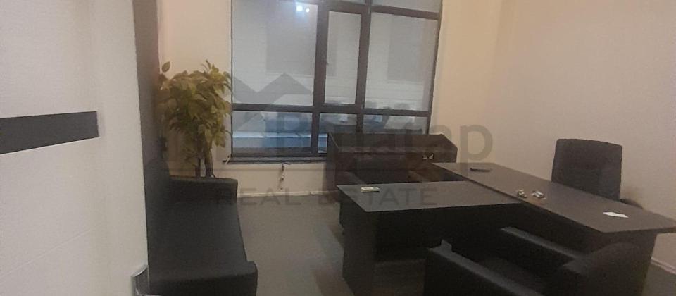 Əhməd Rəcəblidə plazada ofislərin icarəsi 3 otaq 1ci mərtəbə - 4