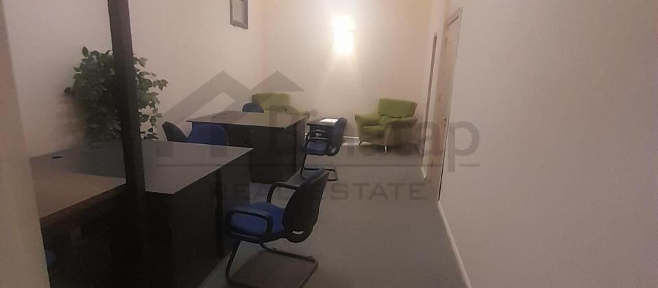 Əhməd Rəcəblidə plazada ofislərin icarəsi 3 otaq 1ci mərtəbə - 10