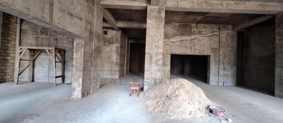 İcarəyə verilir obyekt 300 m², Elmlər m. - 7