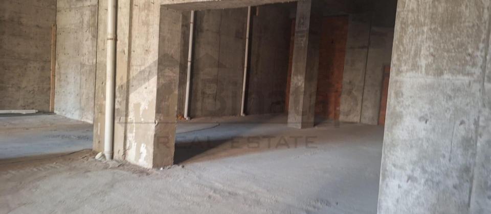 İcarəyə verilir obyekt 300 m², Elmlər m. - 8