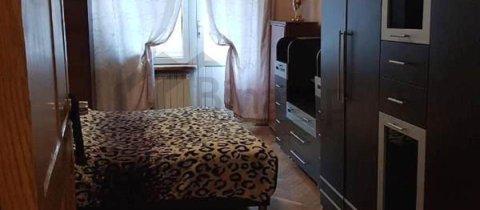 Semed Vurgun parki ve 28 May m/s yaxin 3 otaqli menzil satilir/64 kv.m. - 4