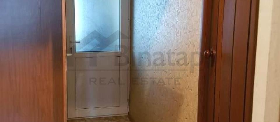 Semed Vurgun parki ve 28 May m/s yaxin 3 otaqli menzil satilir/64 kv.m. - 14