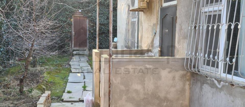 Satılır 3 otaqlı həyət evi/bağ evi 50 m², Bakıxanov q. - 9