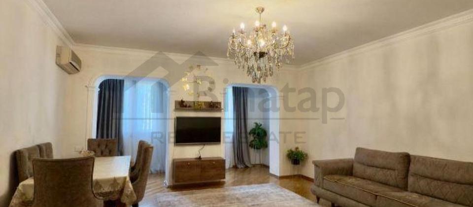 Zoopark, Dede Qorqud parki ve Genclik m/s yaxin 3 otaqli menzil satilir/74 kv.m.