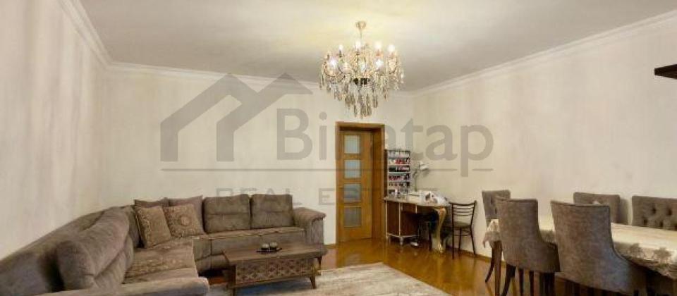 Zoopark, Dede Qorqud parki ve Genclik m/s yaxin 3 otaqli menzil satilir/74 kv.m. - 2