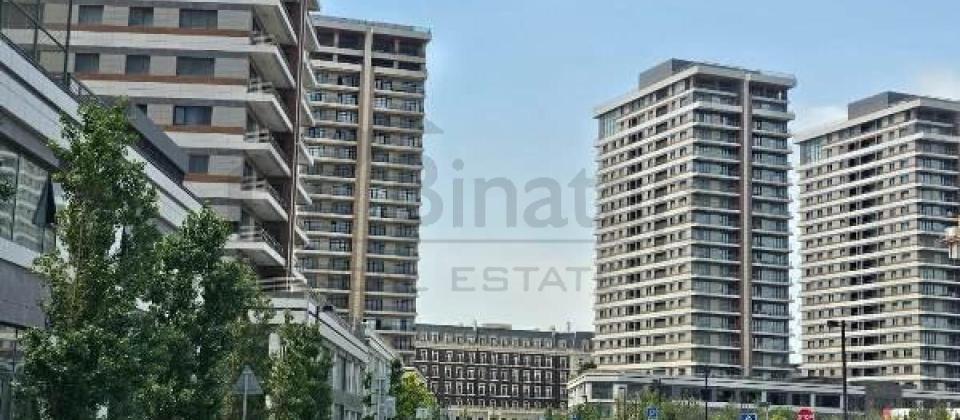 Xetai rayonu, Ag Sheher kompleksinde 4 otaqli temirsiz menzil satilir/194 kv.m.