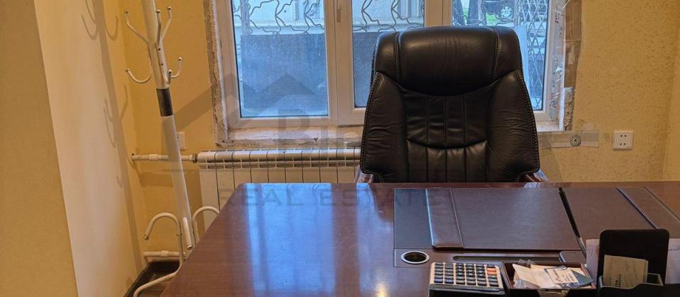 8mkrda 3 otaqlı ofis icarəsi - 8