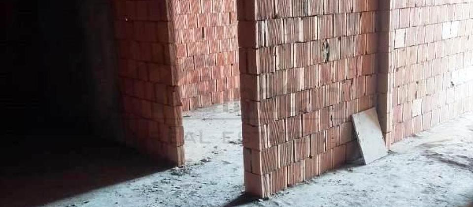 Qarabag kuchesi, Tehsil Nazirliyinin yaninda 3 otaqli menzil satilir/76 kv.m. - 9