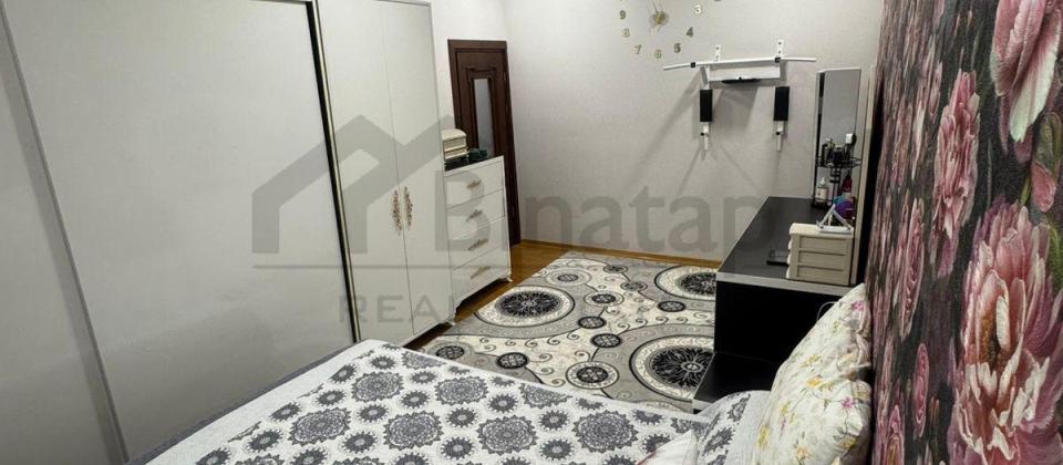 Satılır 4 otaqlı köhnə tikili 110 m², Yeni Günəşli q. - 7