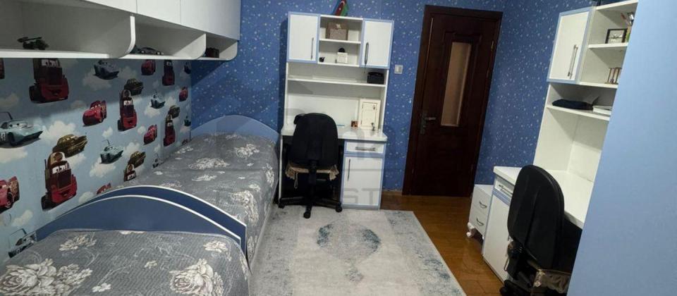 Satılır 4 otaqlı köhnə tikili 110 m², Yeni Günəşli q. - 8