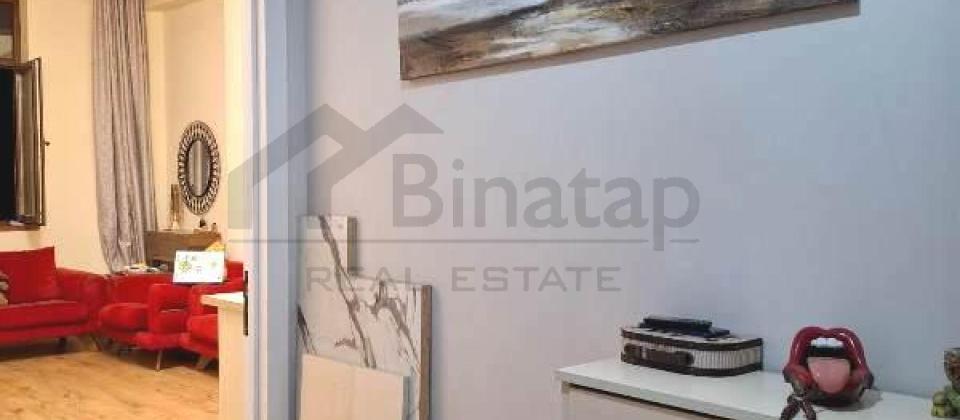 İnqlab, Tibb Universiteti ve 8 Noyabr m/s yaxin 2 otaqli menzil satilir/53 kv.m. - 9