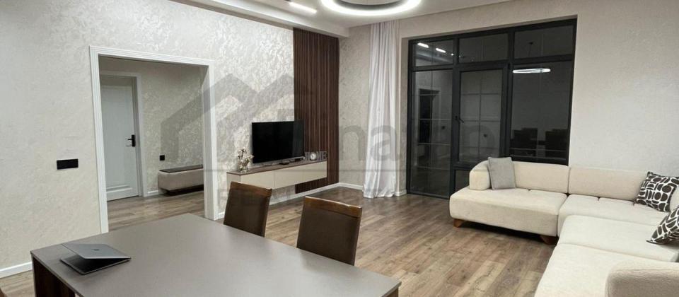 Satılır 7 otaqlı həyət evi/bağ evi 250 m², Badamdar q. - 2